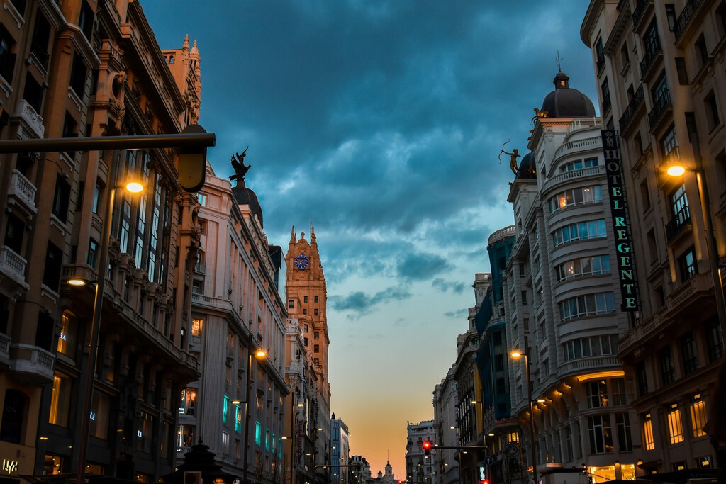 España se dispara: el esfuerzo para comprar casa crece nueve veces más que en el resto de Europa