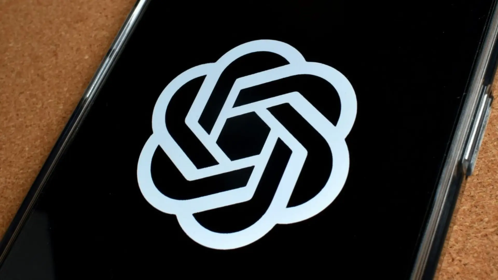 OpenAI revela cómo sus propios modelos de IA intentan engañar a los desarrolladores