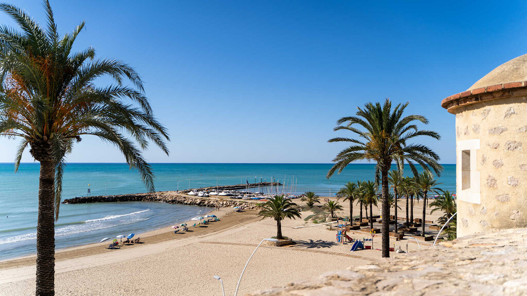 Torreblanca: el secreto mejor guardado de Castellón donde los campistas encuentran playas sin multitudes